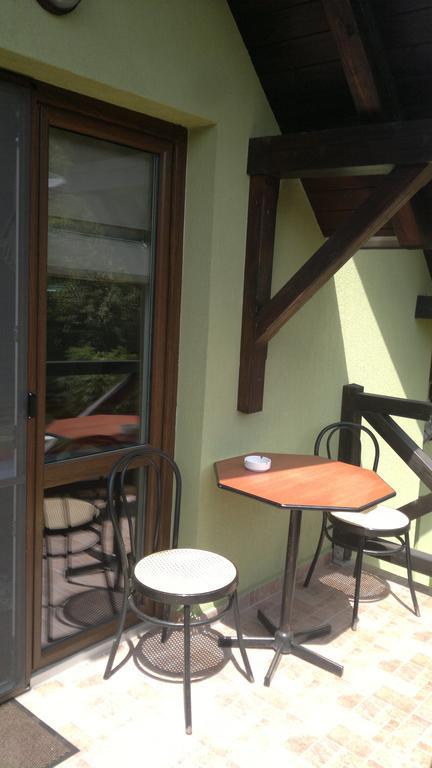 Hotel Imola Vendeghaz Sovata Exterior foto